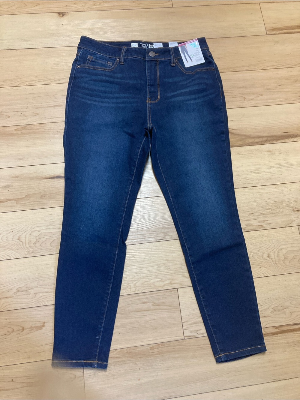 Time and Tru High-Rise Dark blue Skinny Jeans